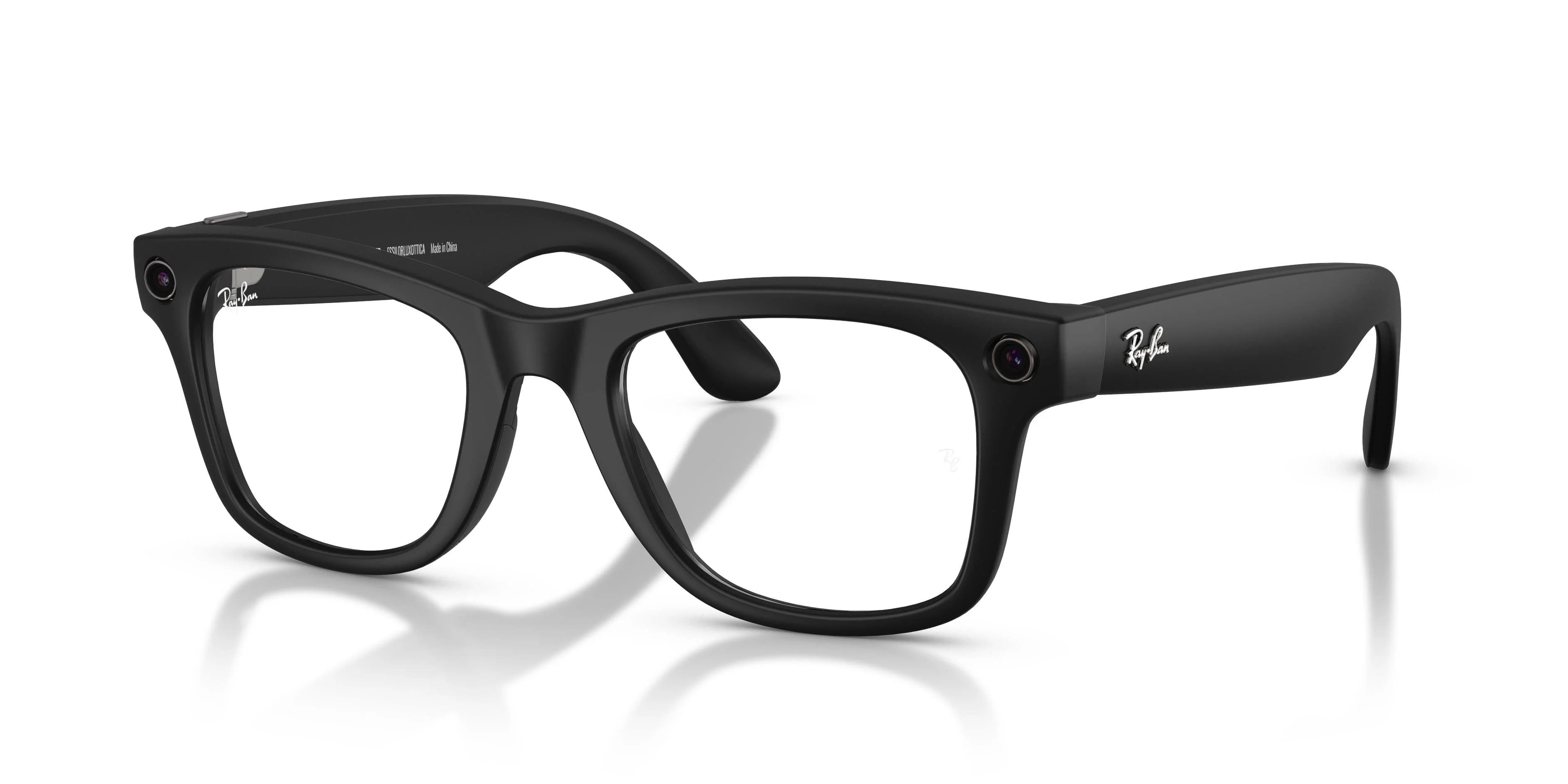 Ray-Ban Meta Wayfarer RW4012 negro mate con micas transparentes, vista 3/4