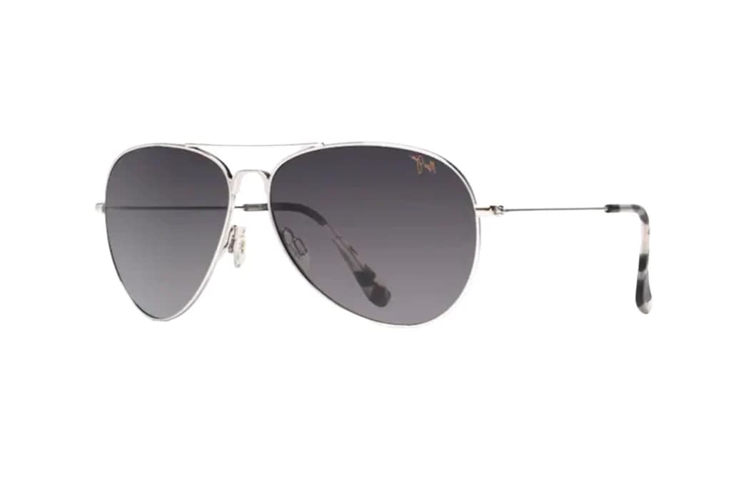 Maui Jim Mavericks MJ0264S plata con mica gris degradada, vista 3/4 lateral