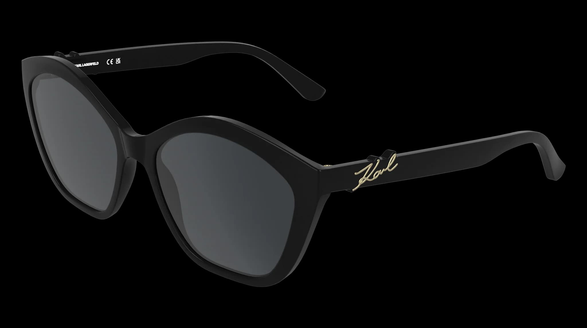 Lentes de sol Karl Lagerfeld KL6222S, armazón negro con mica gris, vista 3/4 con firma Karl dorada en la varilla