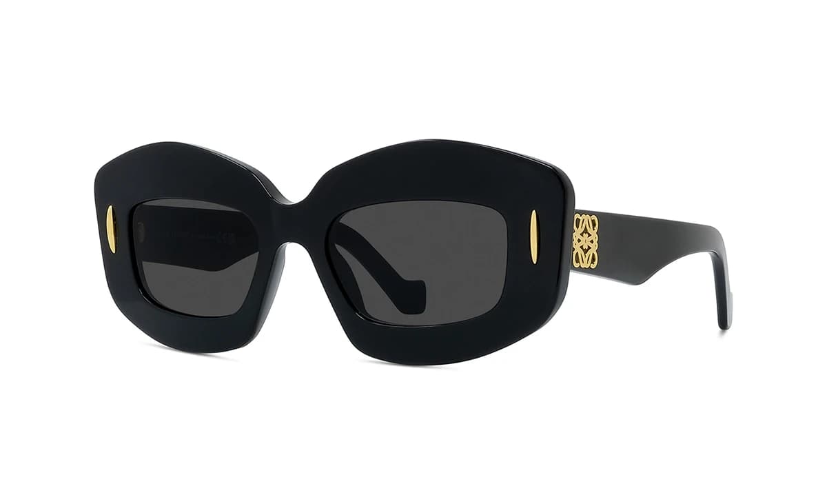 Lentes de sol Loewe Screen LW40114I negro con mica gris, vista 3/4 izquierda